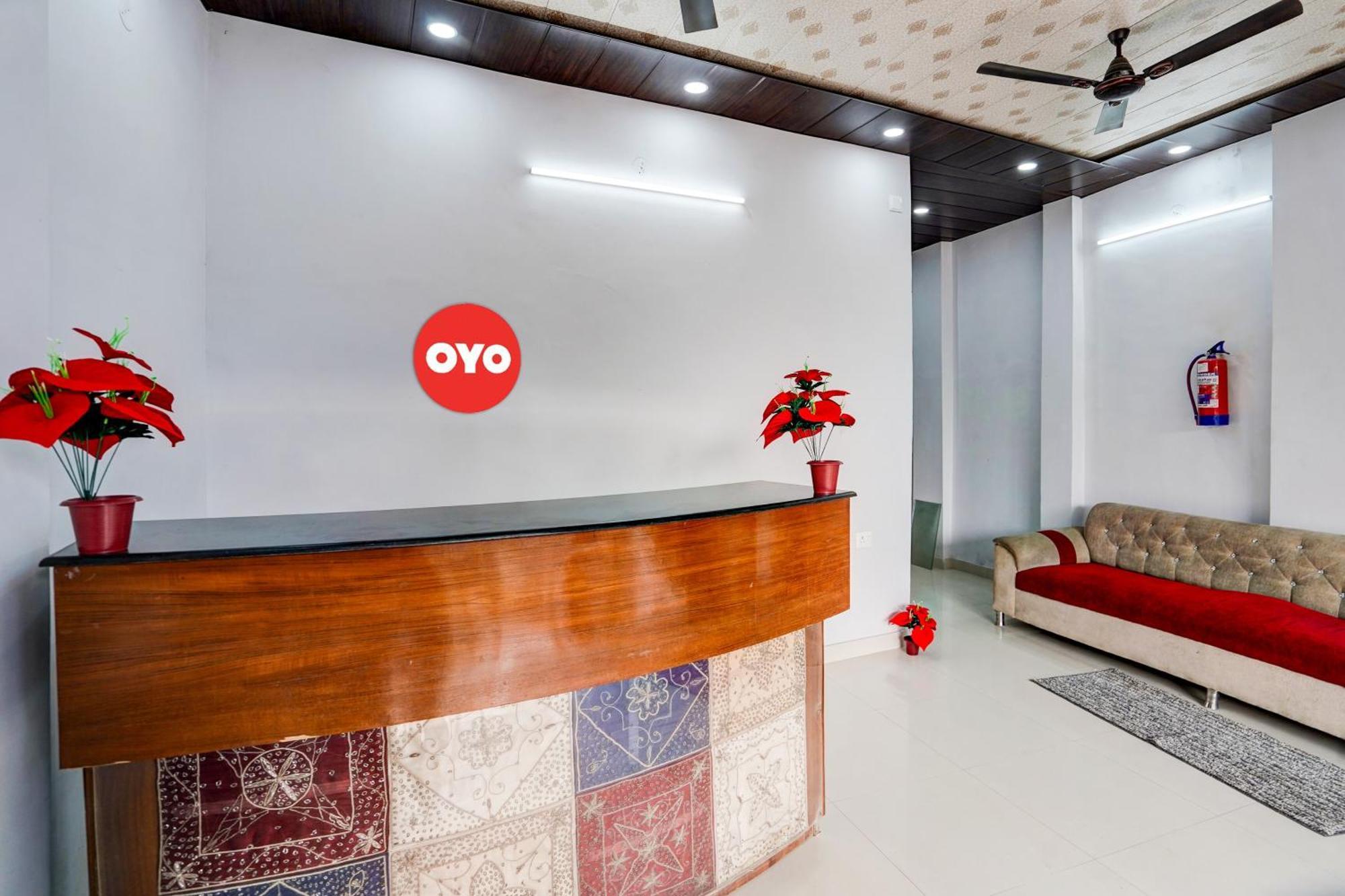 Oyo Flagship Evergreen Tower Hotel 가지아바드 외부 사진